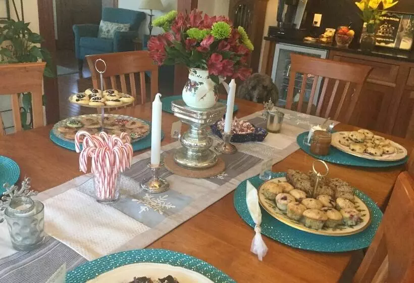 Aamiaismajoitus (B&B) 434 On Main