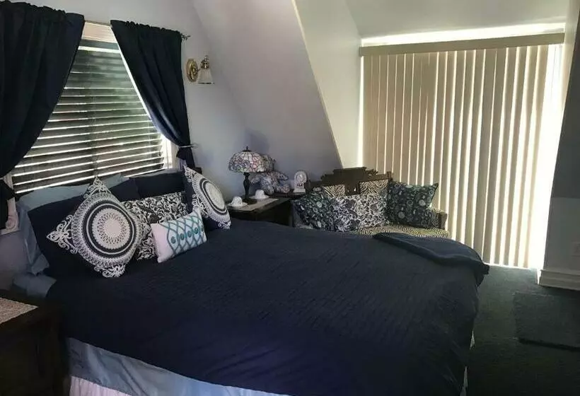 Aamiaismajoitus (B&B) Arrowhead Lake Inn