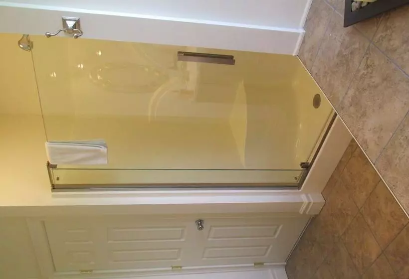 Aamiaismajoitus (B&B) The Lost Pearl