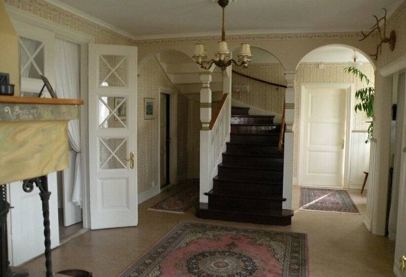 Brosäter Bed & Breakfast