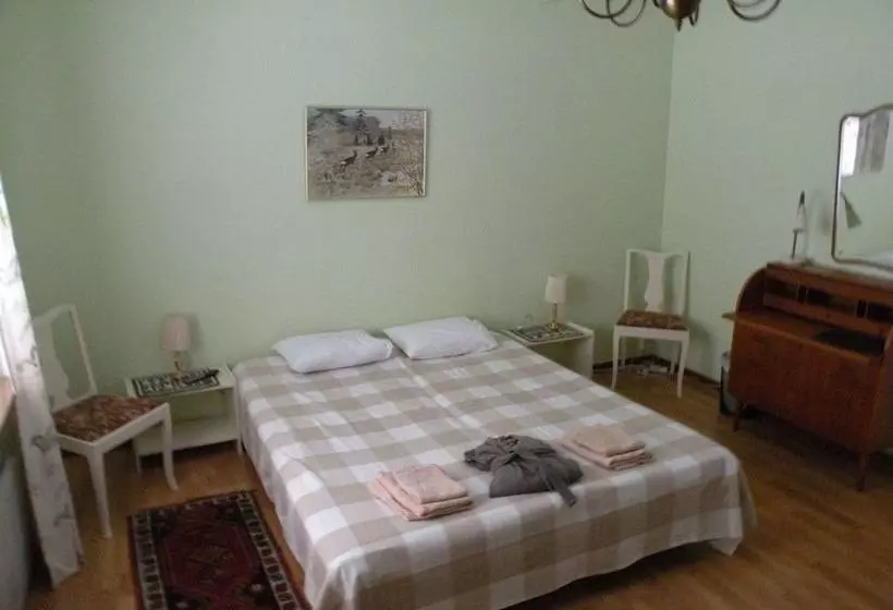 Brosäter Bed & Breakfast