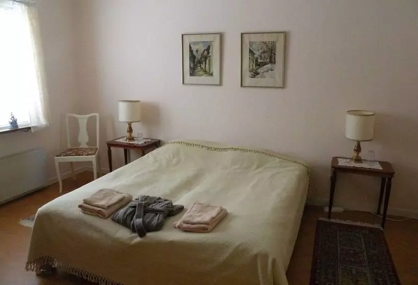 Brosäter Bed & Breakfast