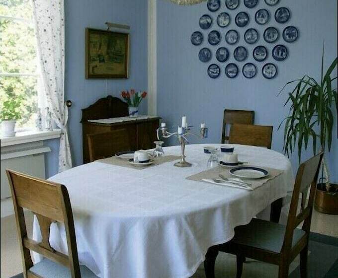 Brosäter Bed & Breakfast