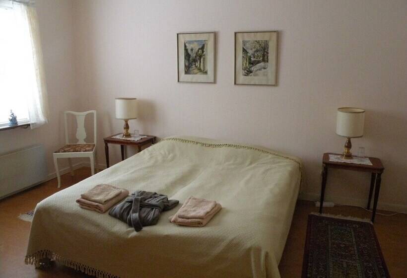 Brosäter Bed & Breakfast