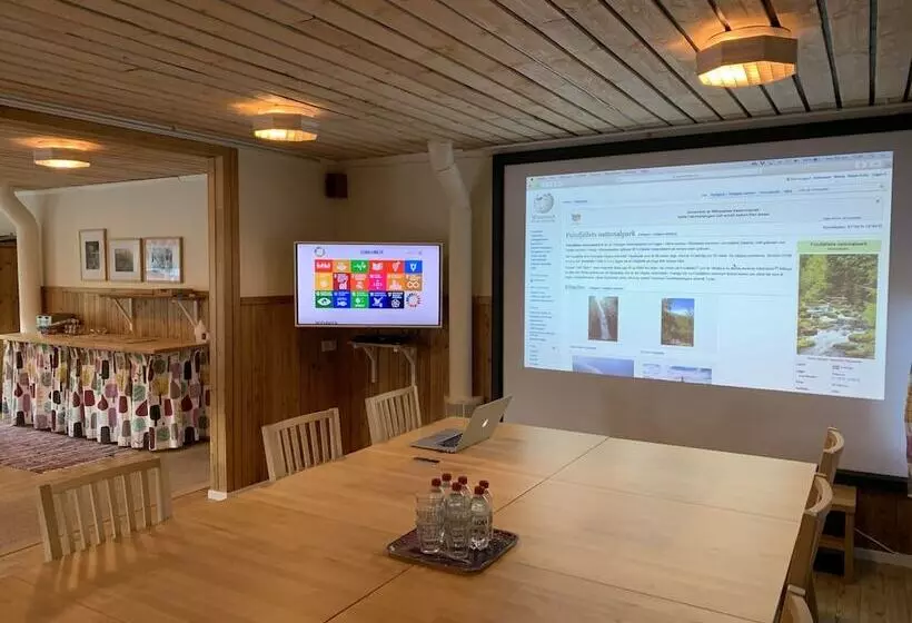 Fulufjällsgården   Hostel