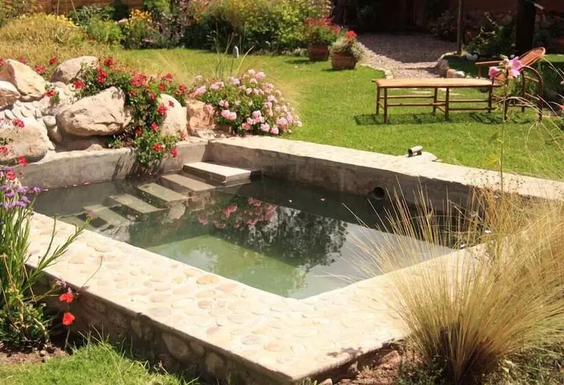 مسافرخانه Casa Colibri Ecolodge