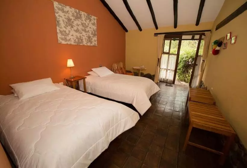 مسافرخانه Casa Colibri Ecolodge