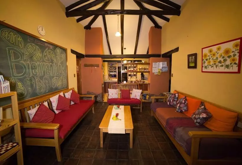 مسافرخانه Casa Colibri Ecolodge
