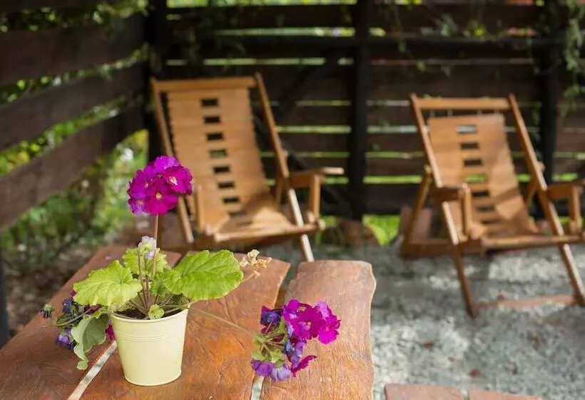 مسافرخانه Casa Colibri Ecolodge