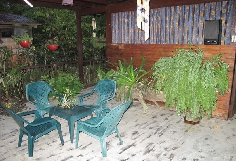 Herberg Posada Los Delfines