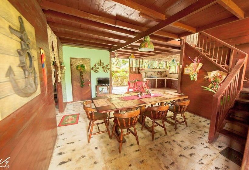 Herberg Posada Los Delfines