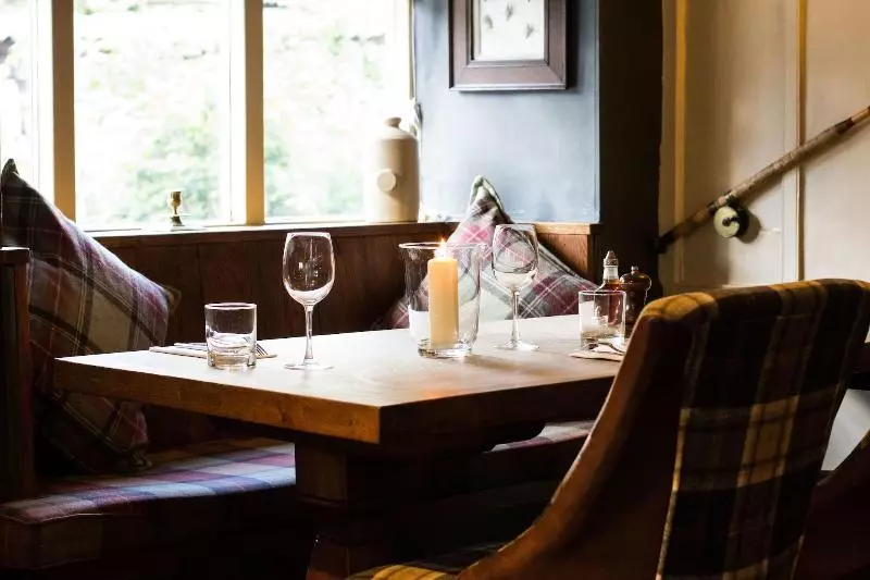 簡易ホテル The Fenwick Steak & Seafood Pub