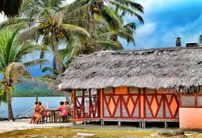 ホテル Dolphin Lodge Uaguinega