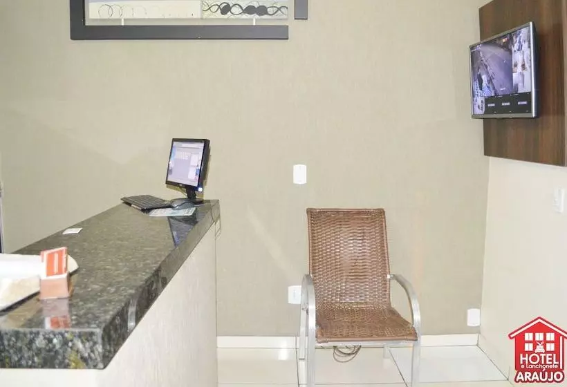 Hotelli E Lanchonete Araújo