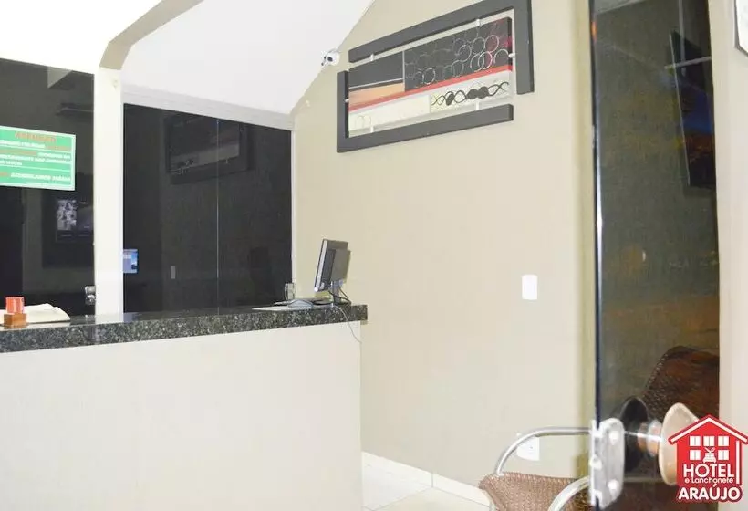 Hotelli E Lanchonete Araújo