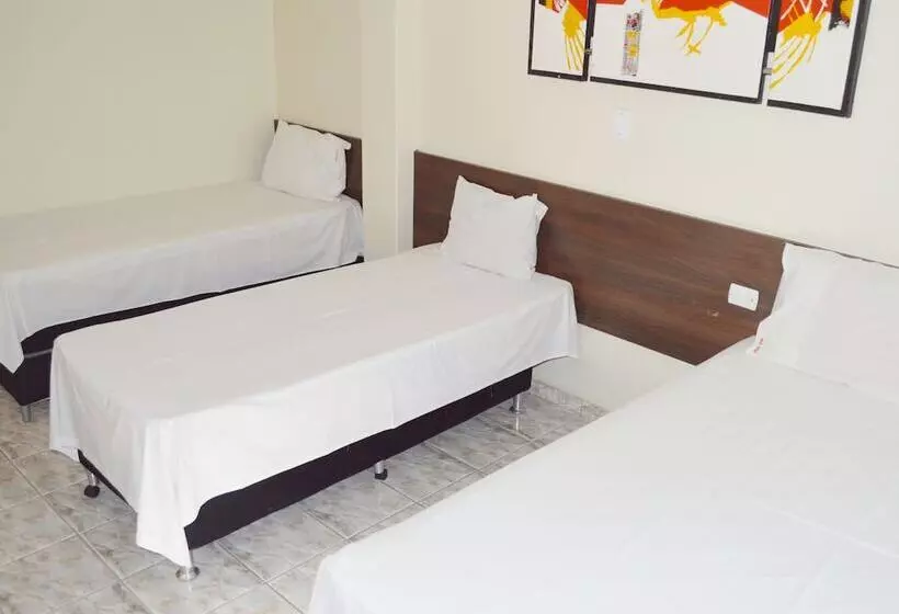 Hotelli E Lanchonete Araújo