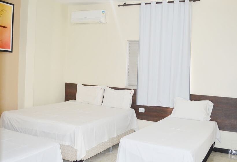 ホテル E Lanchonete Araújo