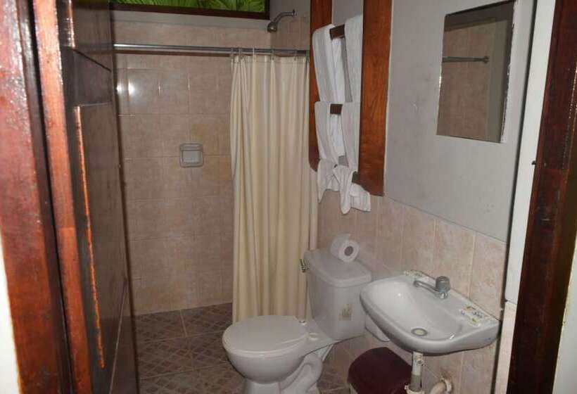 هتل Explorama Lodge