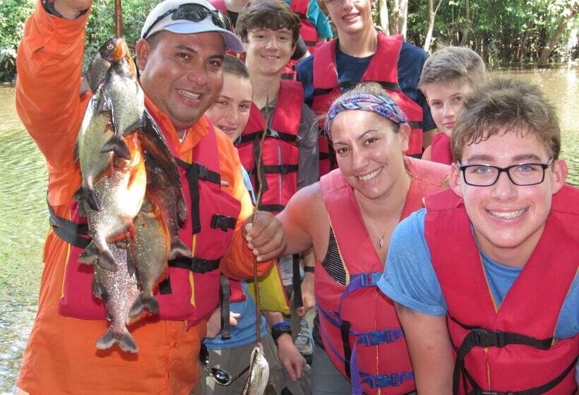 هتل Explorama Lodge