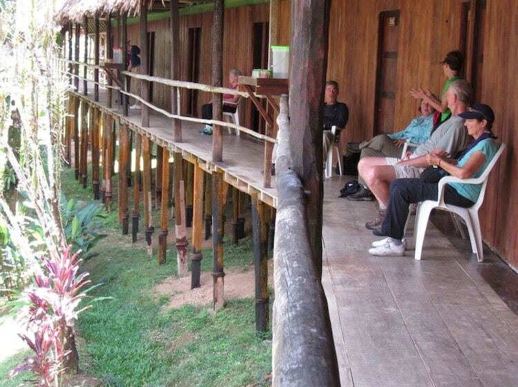 هتل Explorama Lodge