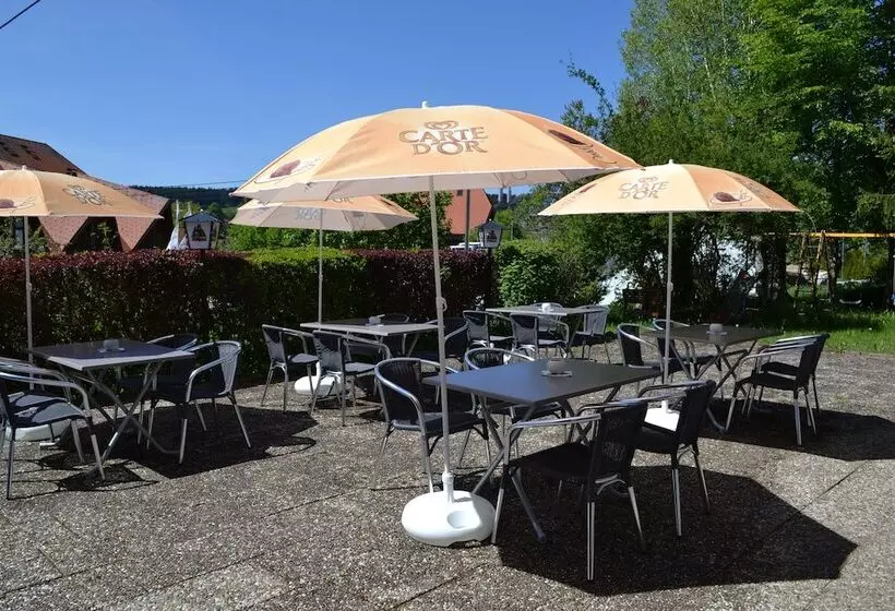 Hotelli Gasthaus Zur Linde