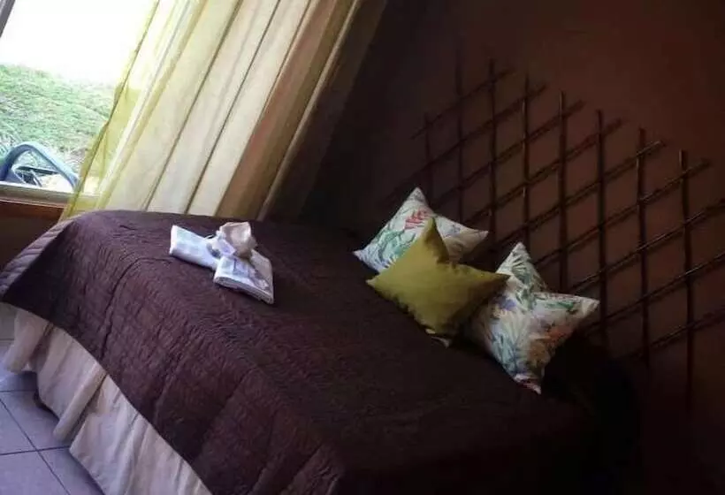 Hotelli Green Village