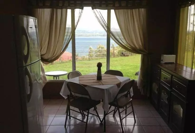 Hotelli Green Village