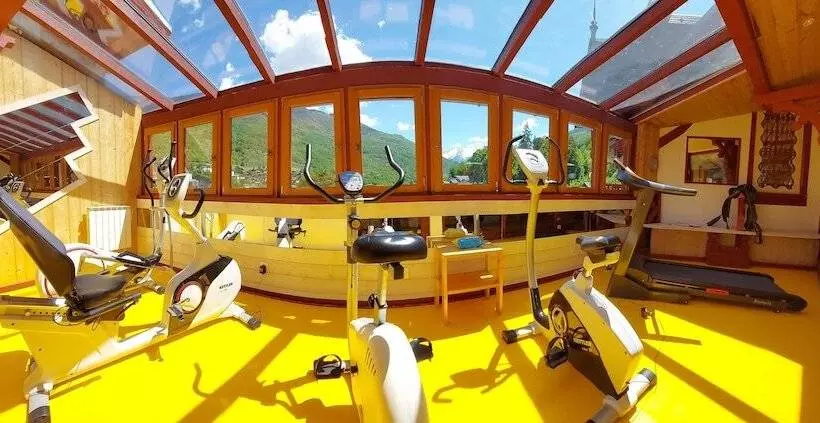 ホテル Hôtel Les Chalets