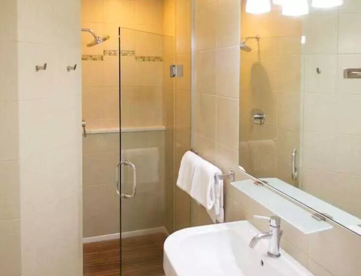 Hotelli Land's End At Cannon Beach