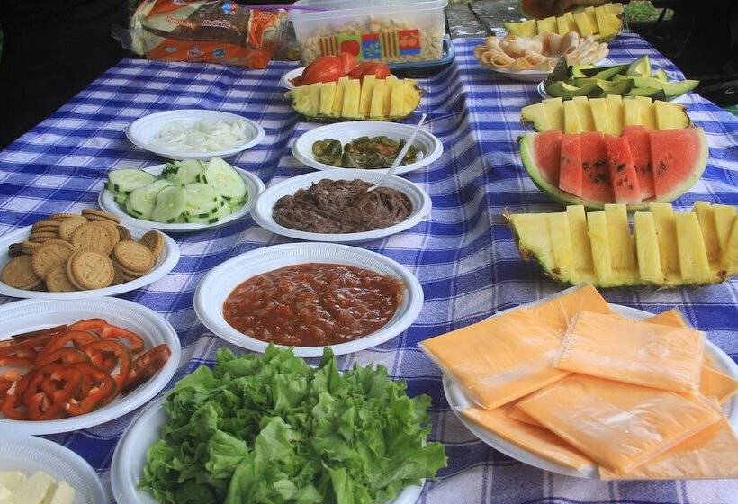 هتل Pacuare River Lodge