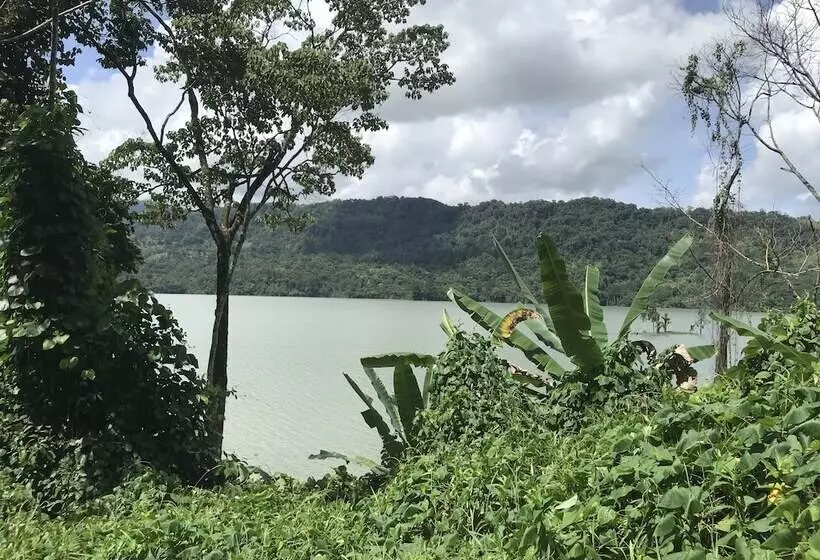 Hotelli Pacuare River Lodge