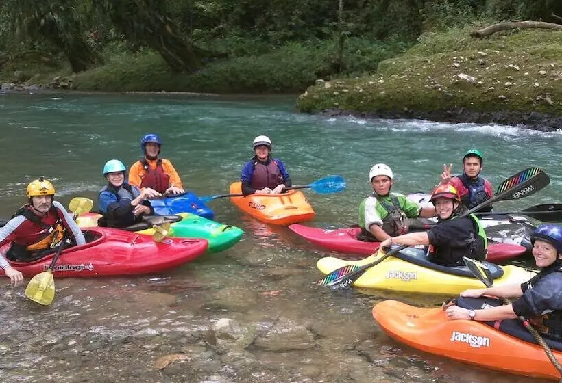 Hotelli Pacuare River Lodge