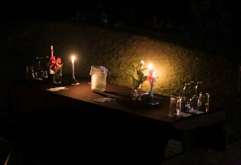 هتل Pacuare River Lodge