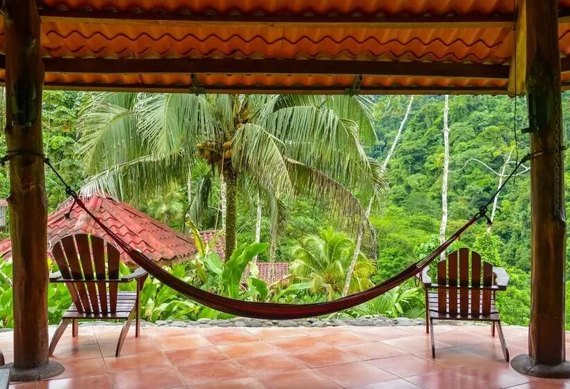 Hotelli Pacuare River Lodge