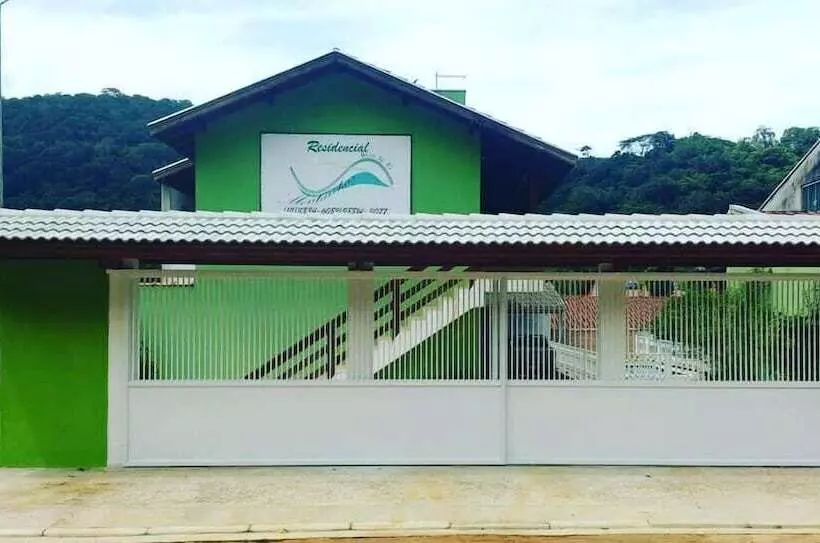 Hotelli Pousada Montanhas Do Bem Tevi