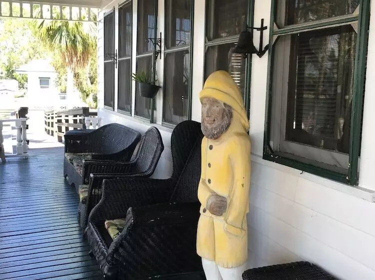 Hotelli Rod And Gun Club