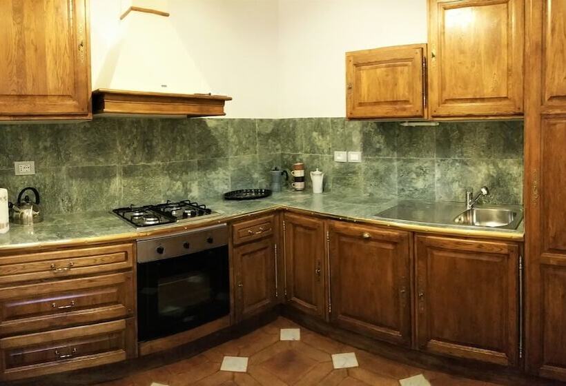 فندق ريفى Agriturismo Villa Augusto