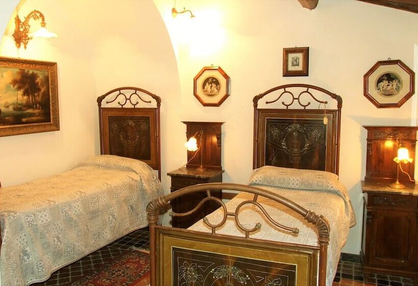 فندق ريفى Agriturismo Villa Augusto