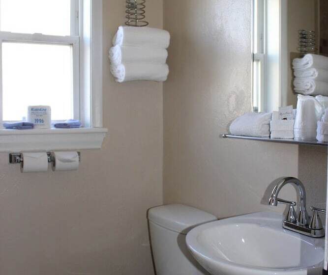 Lava Spa Motel & Rv Park