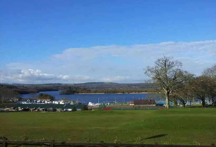 Manor House Marine & Cottages