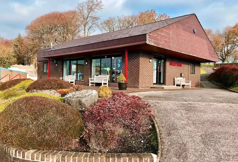 Manor House Marine & Cottages