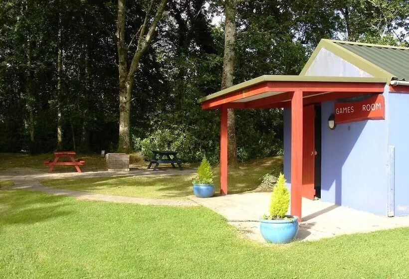 Manor House Marine & Cottages