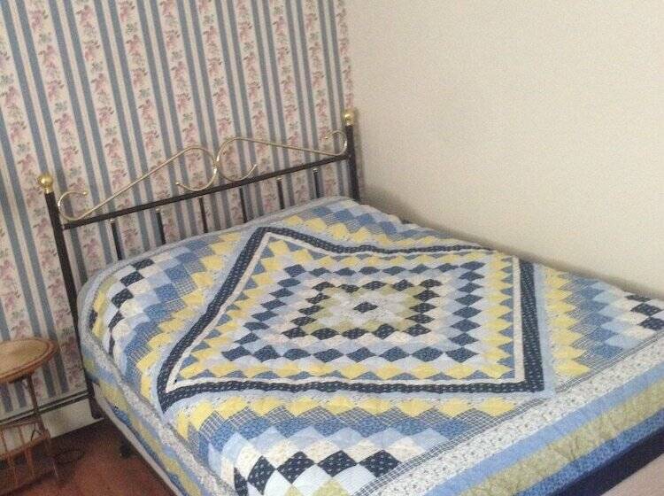 فندق على الطريق Amerital International Suites