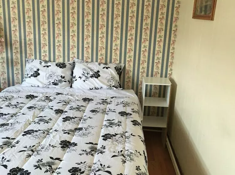 Motelli Amerital International Suites