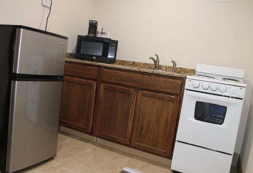 فندق على الطريق Harbour Inn