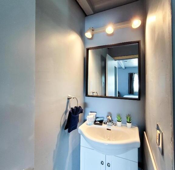 The Villager Inn Princeton Motel