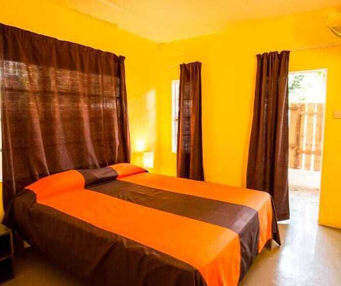 پانسیون Chez Jacques Guest House