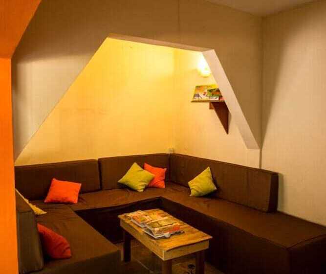 پانسیون Chez Jacques Guest House