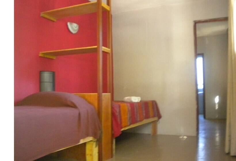 پانسیون Chez Jacques Guest House