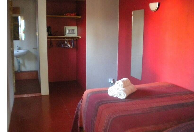 پانسیون Chez Jacques Guest House